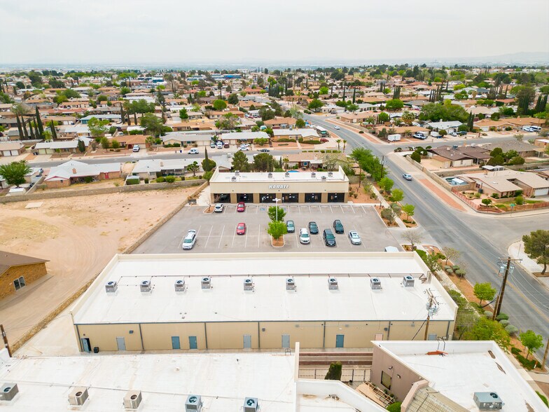 More Photos Of 2000 Lomaland Dr, El Paso Storefront Retail Office For Lease