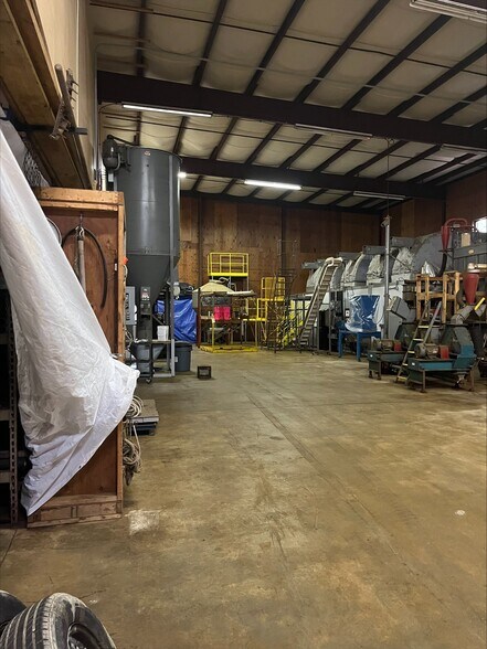 More Photos Of 7 Industrial Pky, Brunswick Warehouse For Sale