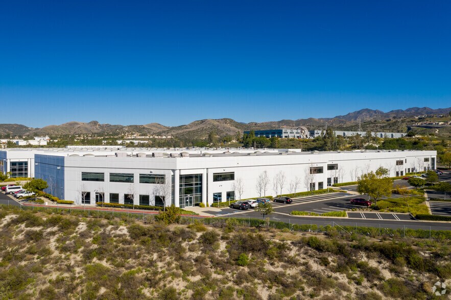 More Photos Of 20131 Ellipse, Foothill Ranch Manufacturing For Lease