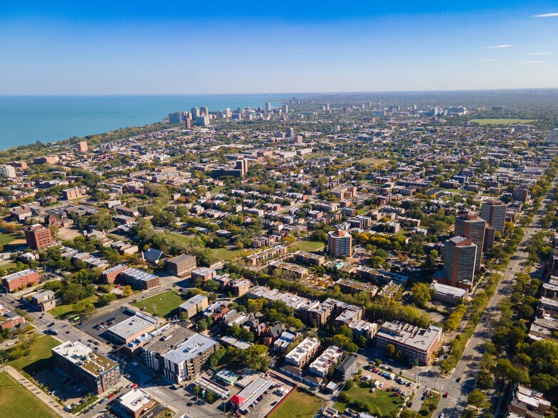 More Photos Of 401-417 E Oakwood Blvd, Chicago Apartments For Sale