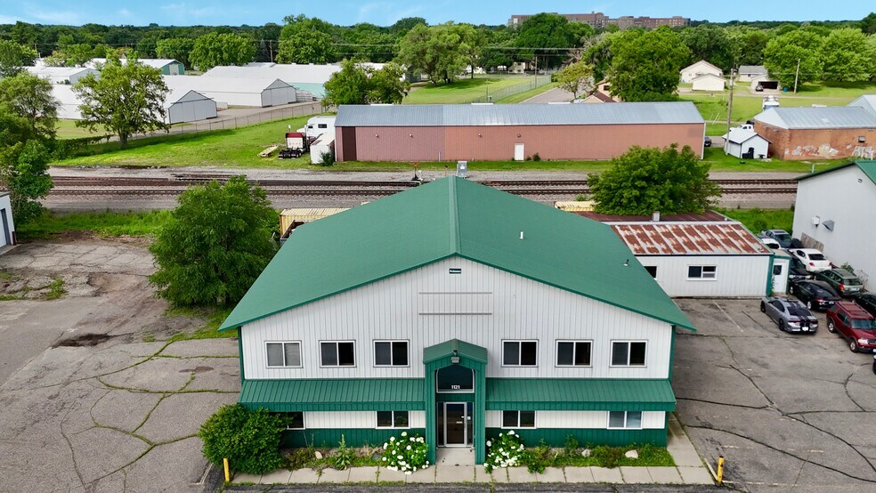 More Photos Of 1121 S Lincoln Ave, Sauk Rapids Warehouse For Sale