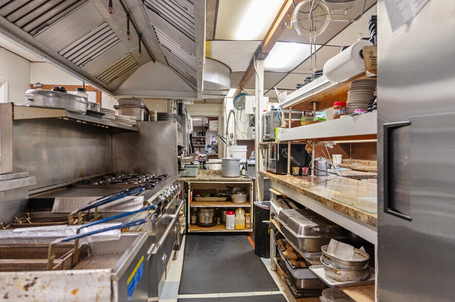 More Photos Of 4368 S County Road E, South Range General Retail For Sale