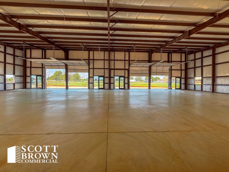 More Photos Of 1651 Hill Ln, Little Elm Unknown For Lease