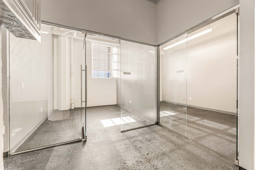 More Photos Of 932 Wilson St, Los Angeles Loft Creative Space For Lease