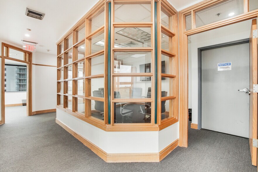 More Photos Of 2121 SW 3rd Ave, Miami Office For Lease