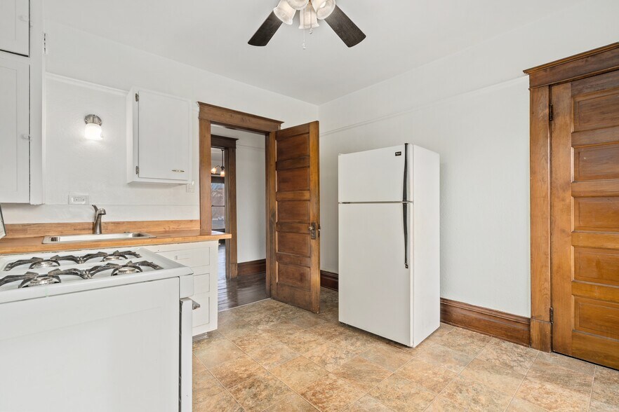 More Photos Of 1103 10th Ave, Greeley Religious Facility For Sale