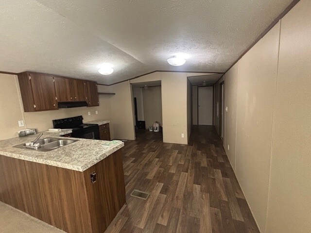 More Photos Of 13 Evergreen Cir, Dunlap Trailer Camper Park For Sale