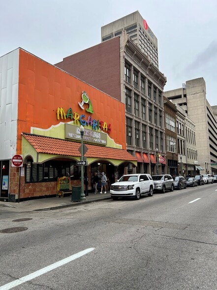 Primary Photo Of 97 S 2nd St, Memphis Restaurant For Lease