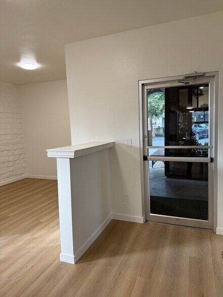 More Photos Of 3260 Beard Rd, Napa Medical For Lease