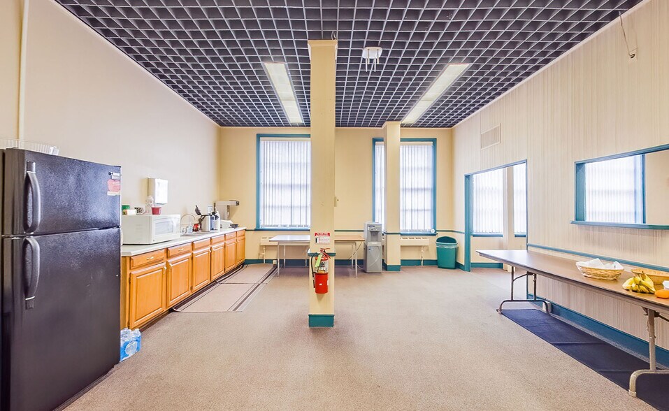 More Photos Of 480 W 5th St, Bloomsburg Manufacturing For Sale