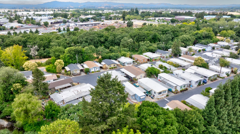 More Photos Of 5250 Whispering Creek Dr, Santa Rosa Manufactured Housing Mobile Home Park For Sale