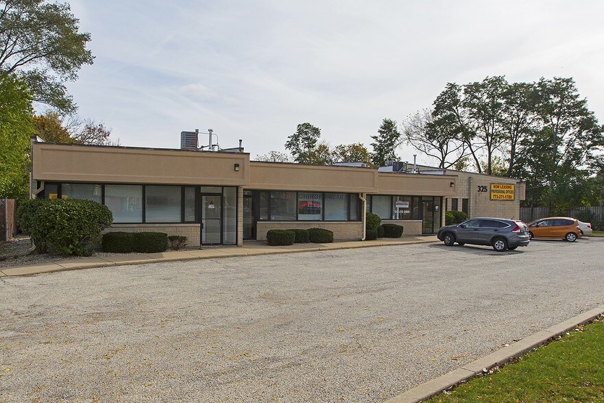 More Photos Of 325 N Milwaukee Ave, Wheeling Office For Lease