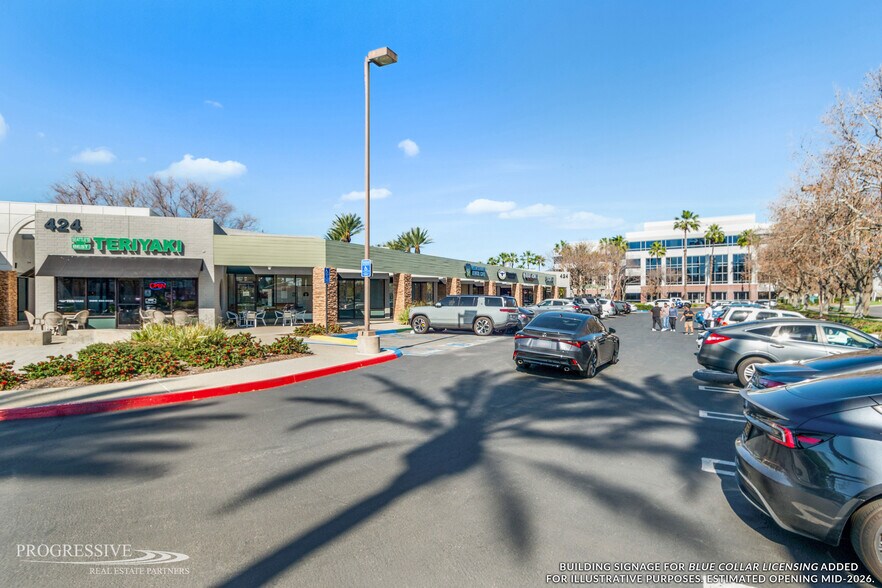 More Photos Of 420-424 E Hospitality Ln, San Bernardino Storefront For Sale