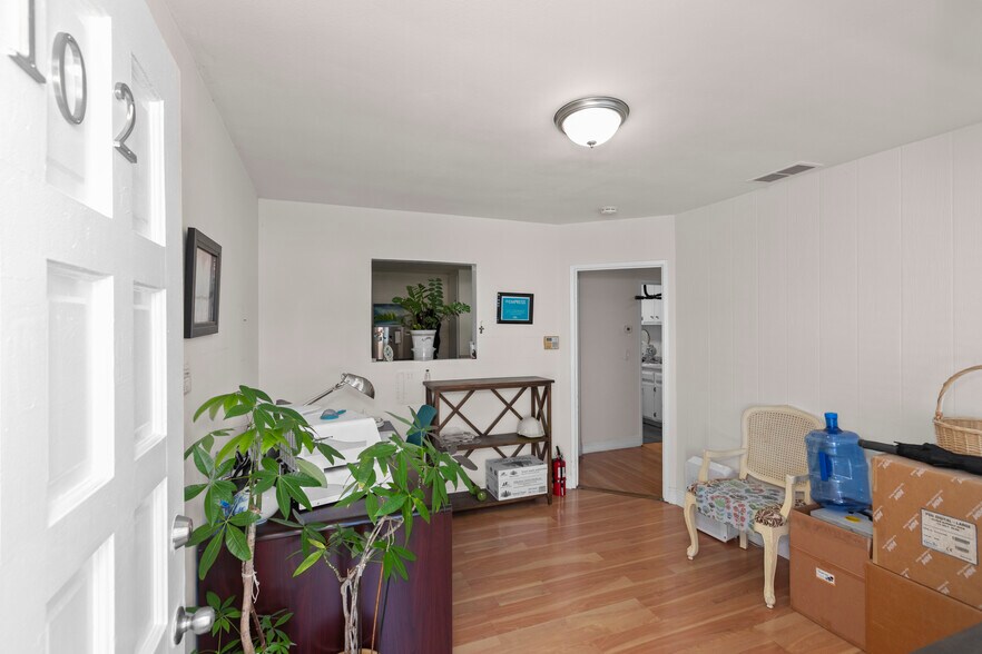 More Photos Of , Escondido Office For Sale