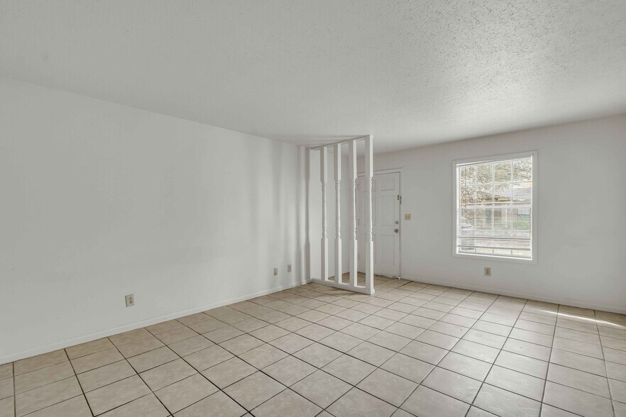More Photos Of 419 10th St S, Columbus Apartments For Sale