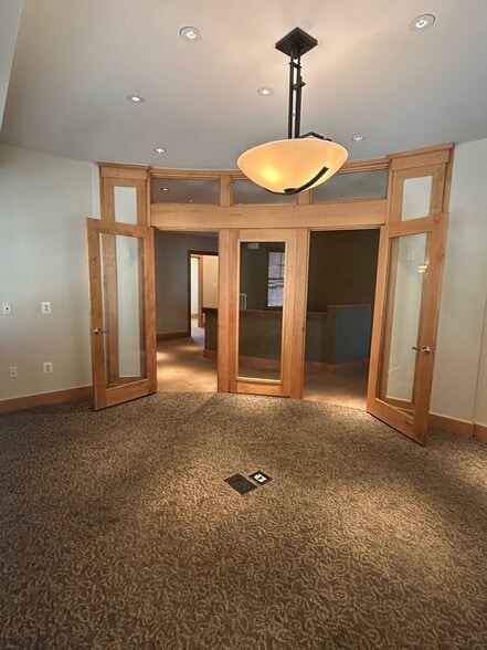 More Photos Of 7520 Main St, Sykesville Office For Lease