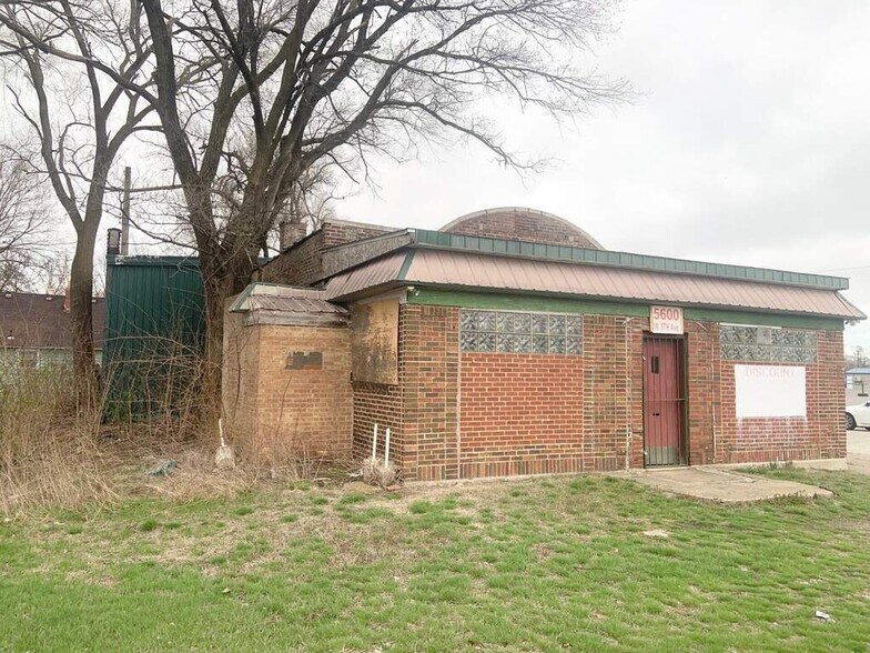 More Photos Of 5600 W 5th Ave, Gary Storefront For Sale
