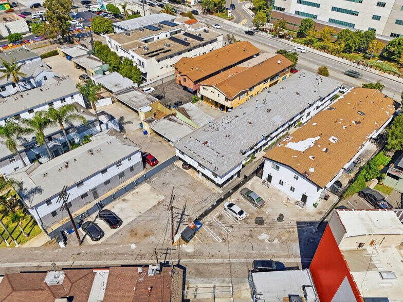 More Photos Of 6036 Cadillac Ave, Los Angeles Multifamily For Sale