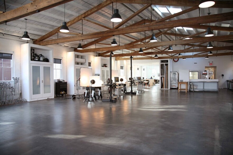 More Photos Of 76 Prince St, Kingston Storefront Retail Office For Sale