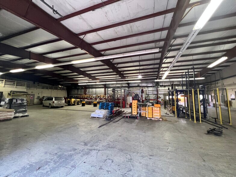 More Photos Of 566 Tomato Dr, Punxsutawney Self Storage For Sale