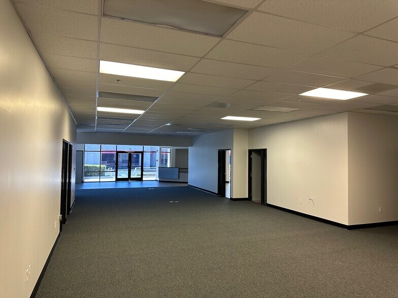 More Photos Of 5354 Irwindale Ave, Irwindale Warehouse For Lease