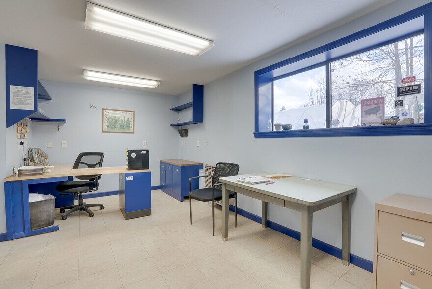 More Photos Of 265 Lincoln Ave, Winchendon Industrial For Sale