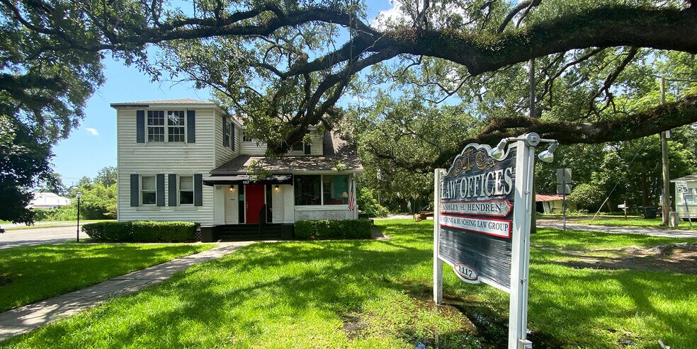 More Photos Of 1117 Washington Ave, Ocean Springs Medical For Sale