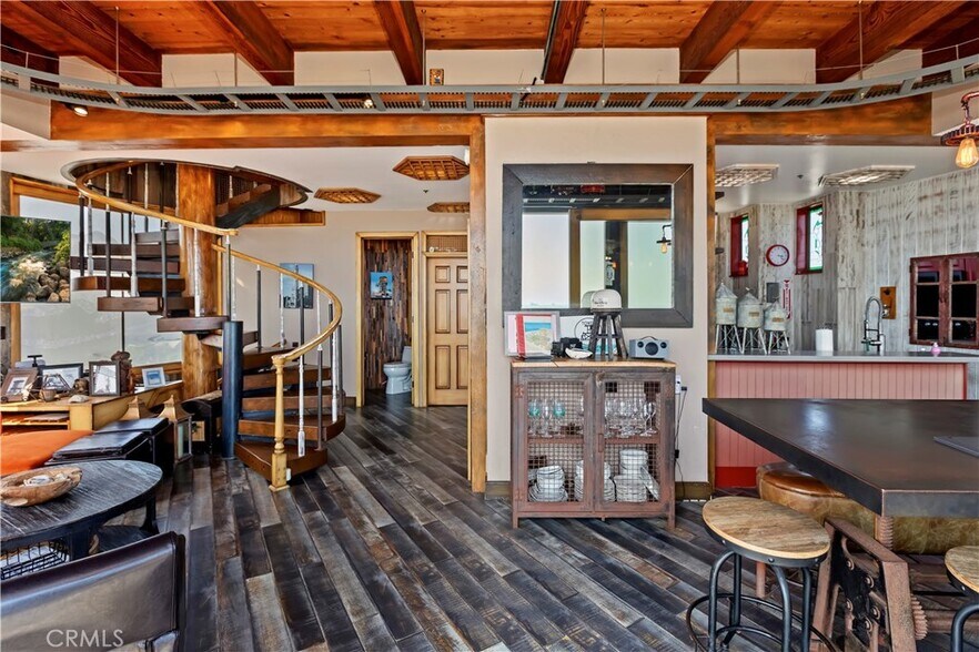 More Photos Of 1 Anderson St, Seal Beach Specialty For Sale