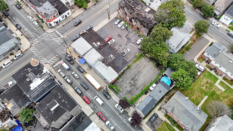 More Photos Of 297 16th Ave, Newark Land For Sale