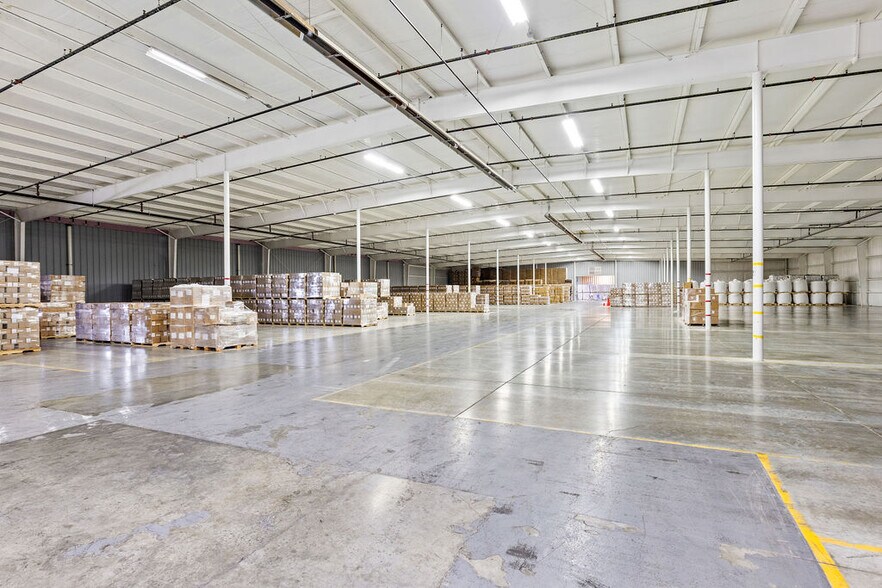 More Photos Of 2000 Ashley Rd, Morris Manufacturing For Lease