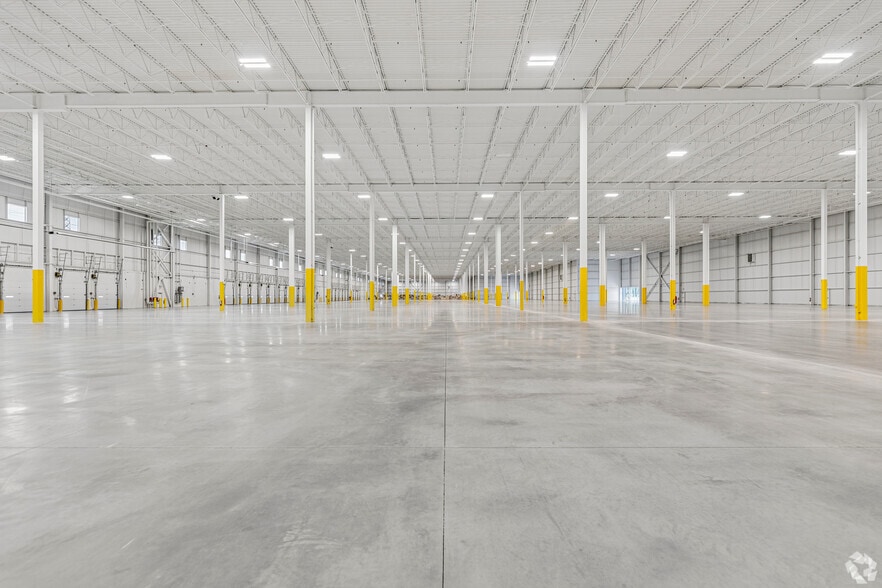 More Photos Of 1575 Clements Rd, Pickering Manufacturing For Lease