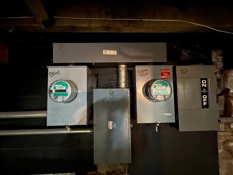 More Photos Of 462 3rd Ave, Brooklyn Storefront Retail Residential For Lease