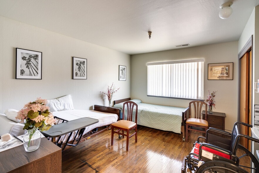 More Photos Of 18905 Standish Ave, Hayward Assisted Living For Sale