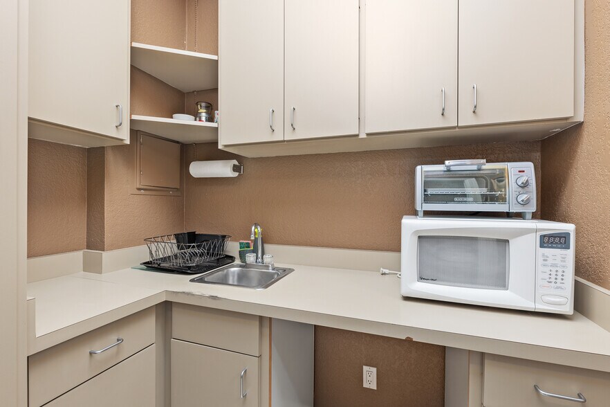 More Photos Of 4407 Manchester Ave, Encinitas Medical For Sale