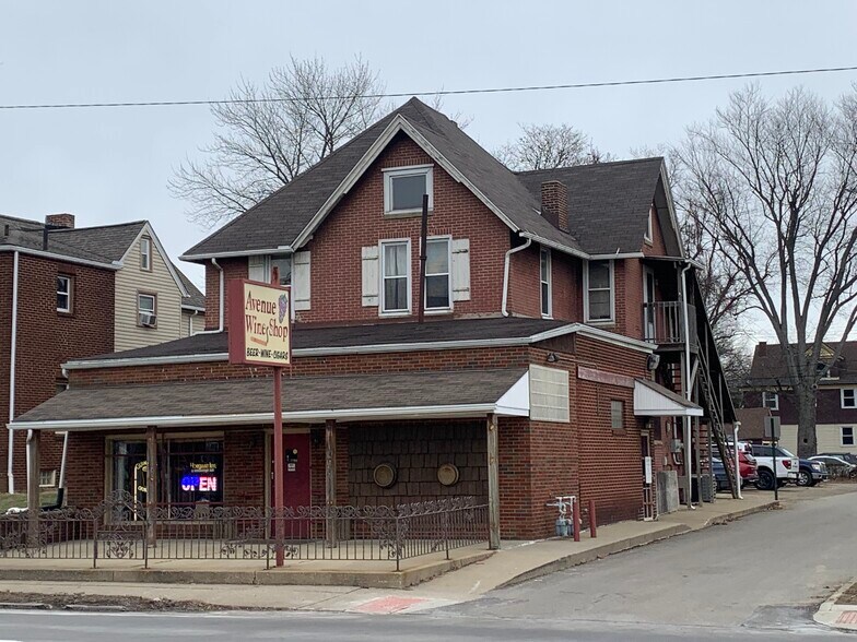 More Photos Of 1728 Cleveland Ave NW, Canton Freestanding For Sale