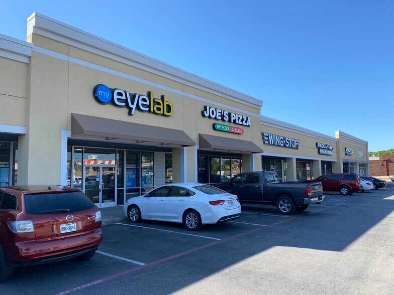 More Photos Of 5801 W Interstate 20, Arlington Storefront For Lease