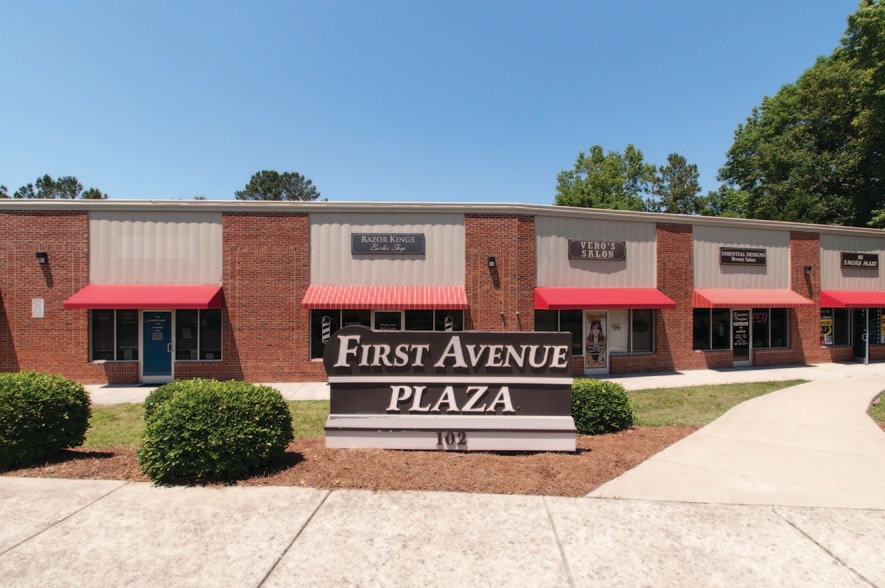 More Photos Of 102 S 1st Ave, Knightdale Freestanding For Lease