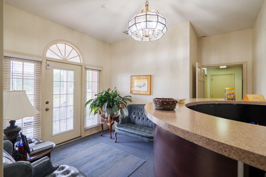 More Photos Of 3185 Madison Hwy, Valdosta Office For Sale