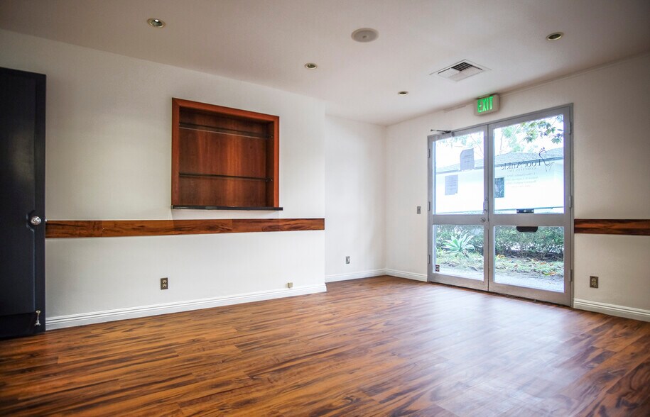 More Photos Of 230 W Pueblo St, Santa Barbara Medical For Sale
