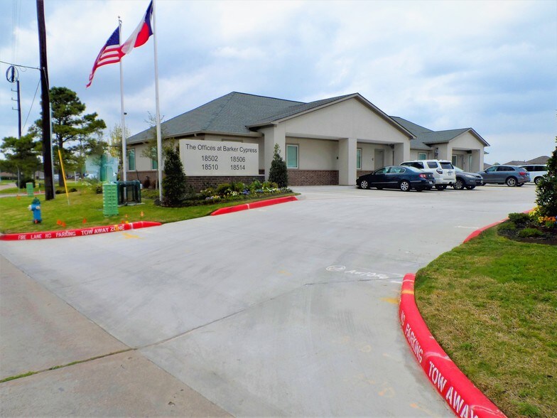 More Photos Of 18510 Green Land Way, Houston Medical For Lease
