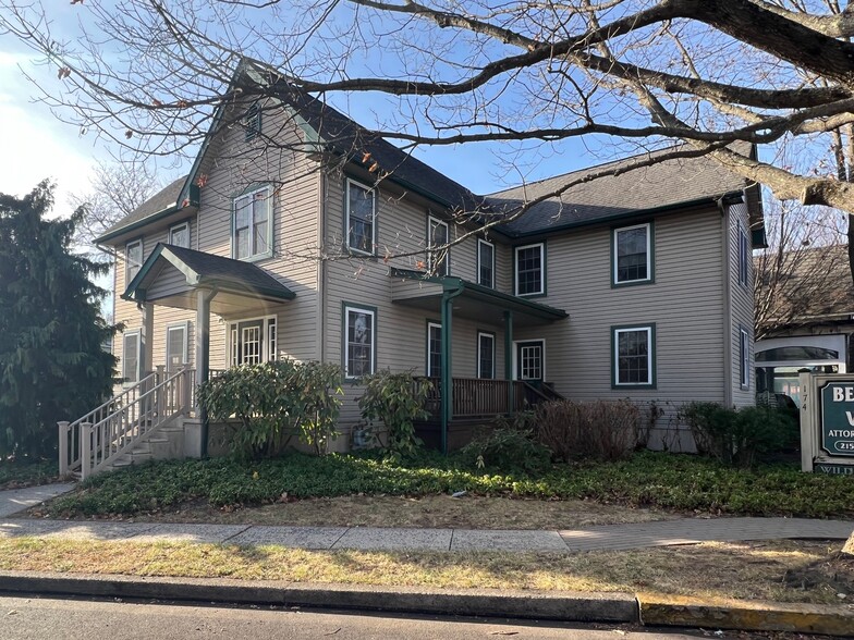 Primary Photo Of 174 W State St, Doylestown Freestanding For Sale