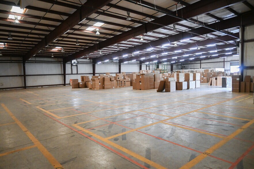 More Photos Of 7220 Governors West NW, Huntsville Industrial For Sale