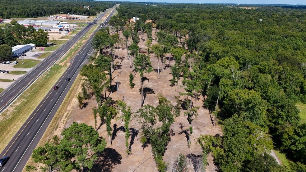 More Photos Of 16393 Highway 31, Tyler Land For Sale