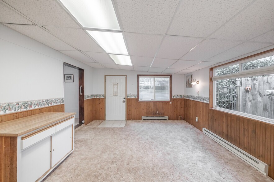 More Photos Of 5198 Skyline Rd S, Salem Multifamily For Sale