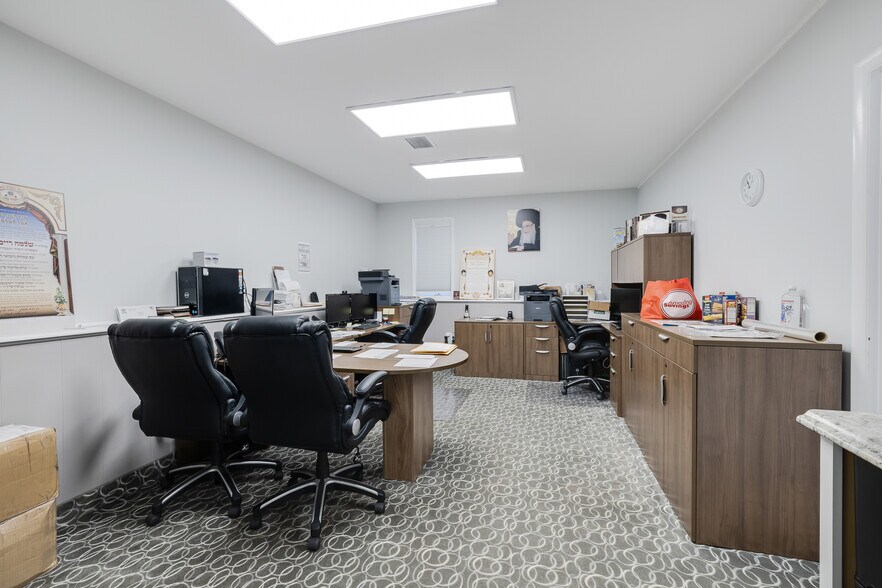 More Photos Of 377 Route 59, Airmont Medical For Lease