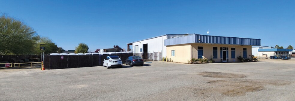 More Photos Of 9323 Enos Ln, Bakersfield Industrial For Lease