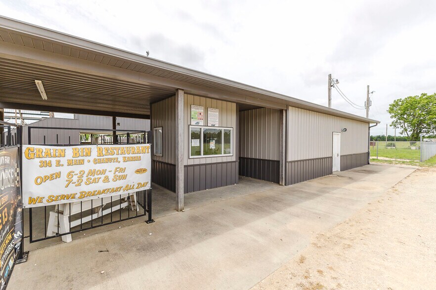 More Photos Of 1663 Georgia Rd, Humboldt Specialty For Sale