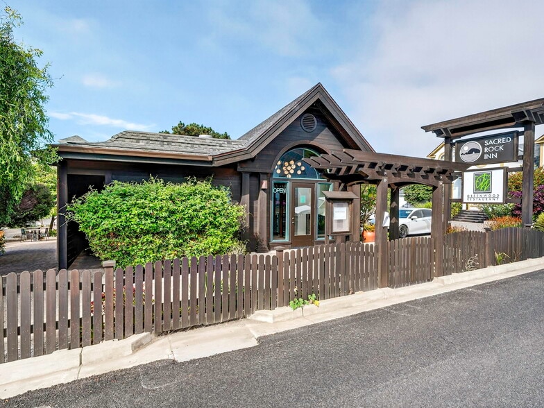 More Photos Of 5920 CA-1, Elk Hotel For Sale