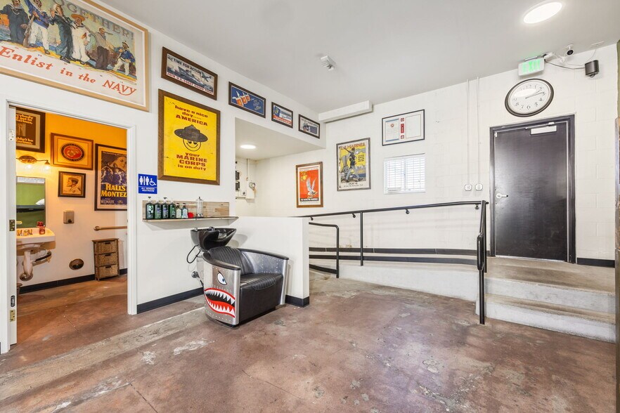 More Photos Of 21627 Sherman Way, Canoga Park Storefront For Sale