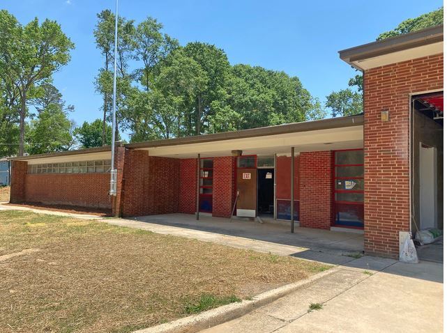 More Photos Of 2136 Remount Rd, Charlotte Loft Creative Space For Lease